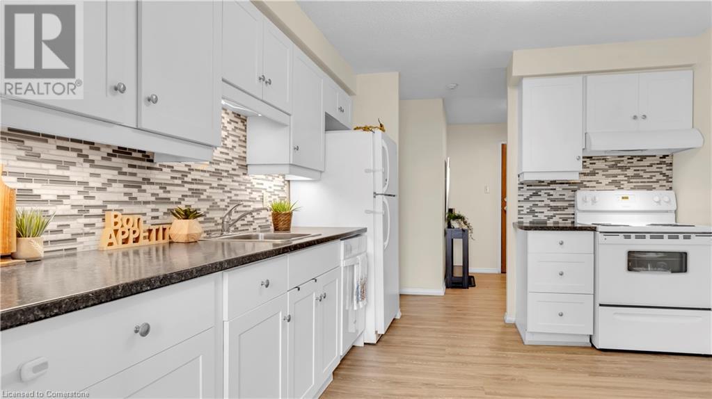35 Green Valley Drive Unit# 1610, Kitchener, Ontario  N2P 2A5 - Photo 8 - 40728720