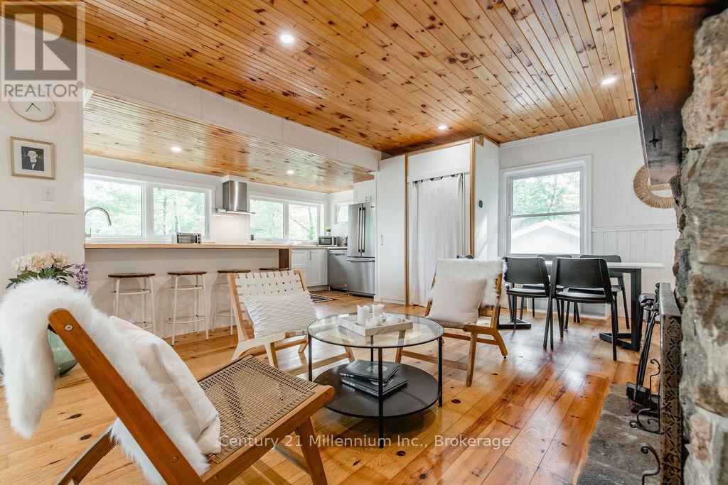 1046 Pine Lake Shores Private, Bracebridge, Ontario  P0B 1A0 - Photo 14 - X12147743