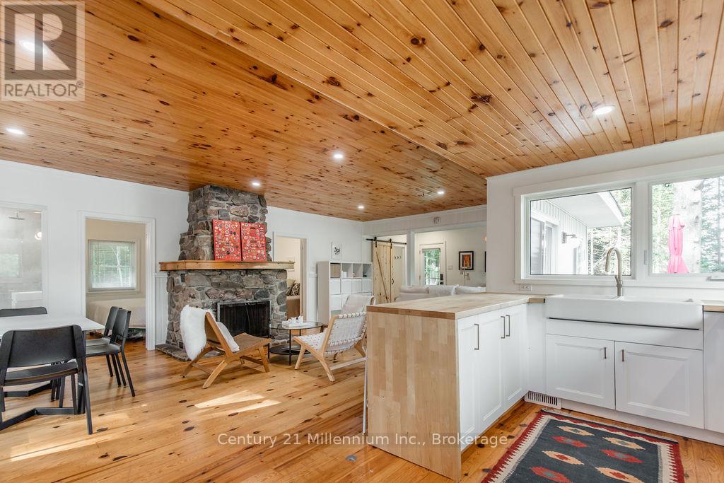 1046 Pine Lake Shores Private, Bracebridge, Ontario  P0B 1A0 - Photo 29 - X12147743