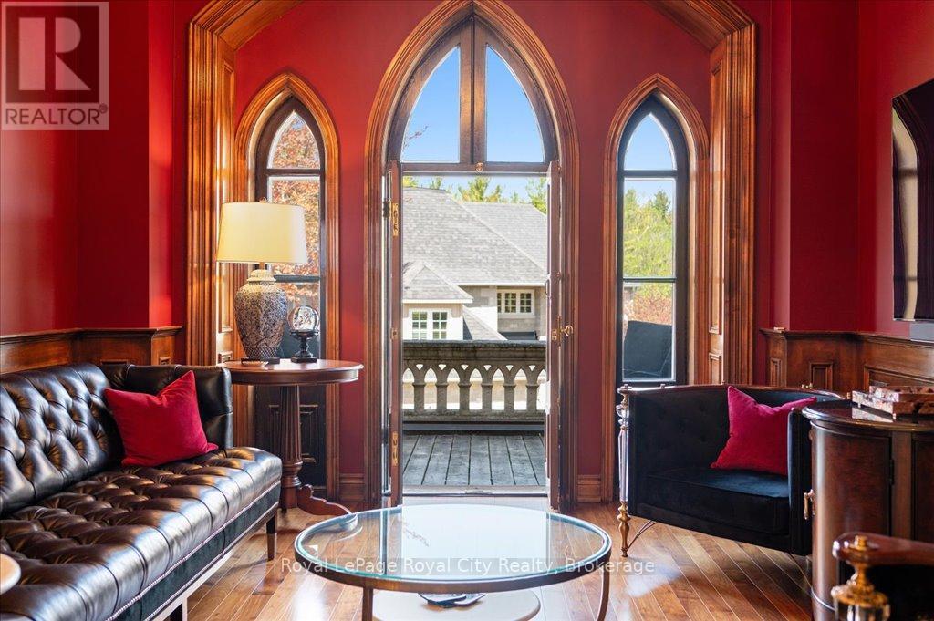 15 - 25 Manor Park Crescent, Guelph (Dovercliffe Park/old University), Ontario  N1G 1A2 - Photo 13 - X12147768