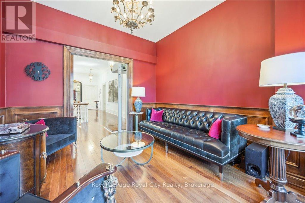15 - 25 Manor Park Crescent, Guelph (Dovercliffe Park/old University), Ontario  N1G 1A2 - Photo 21 - X12147768