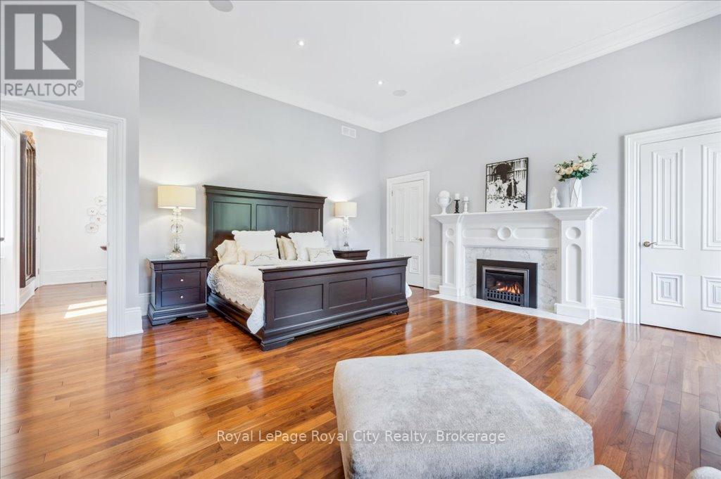 15 - 25 Manor Park Crescent, Guelph (Dovercliffe Park/old University), Ontario  N1G 1A2 - Photo 34 - X12147768