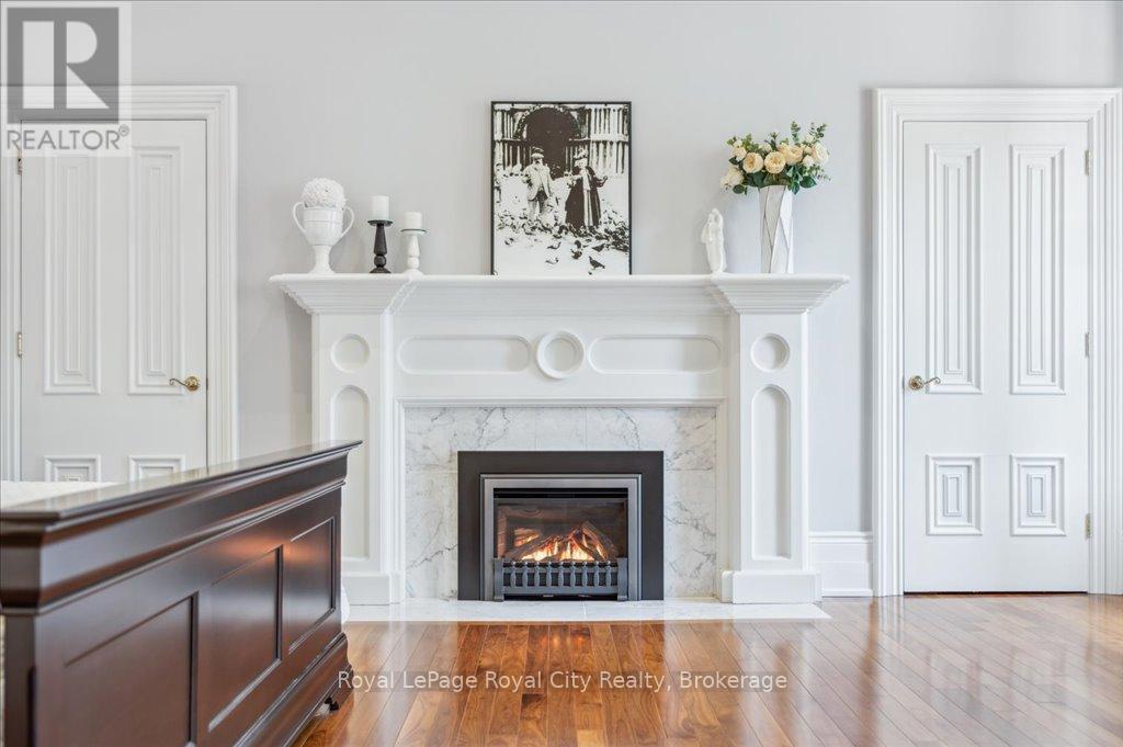 15 - 25 Manor Park Crescent, Guelph, Ontario  N1G 1A2 - Photo 35 - X12147768