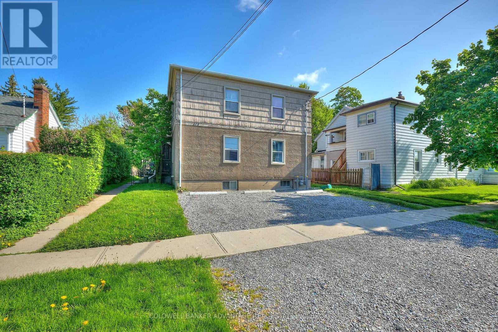 Property at 175 PLEASANT AVENUE E image 4