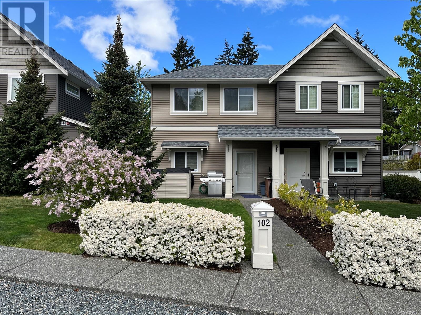 Property at 102 1675 Crescent View Dr image 1
