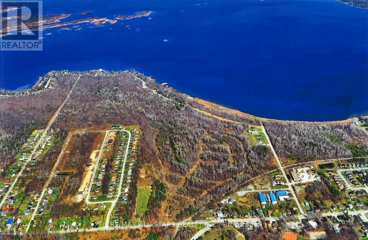 185 Park Street, Tay (Victoria Harbour), Ontario  L0K 2A0 - Photo 2 - S12147670