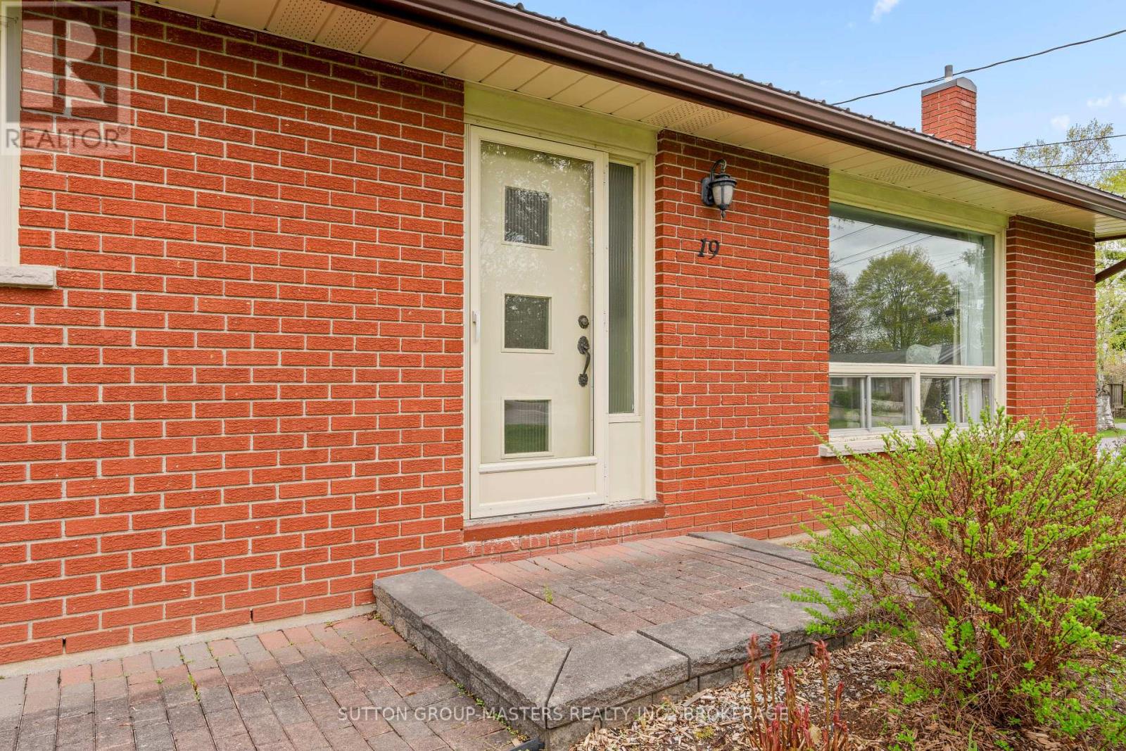 Property at 19 JAMES STREET image 4