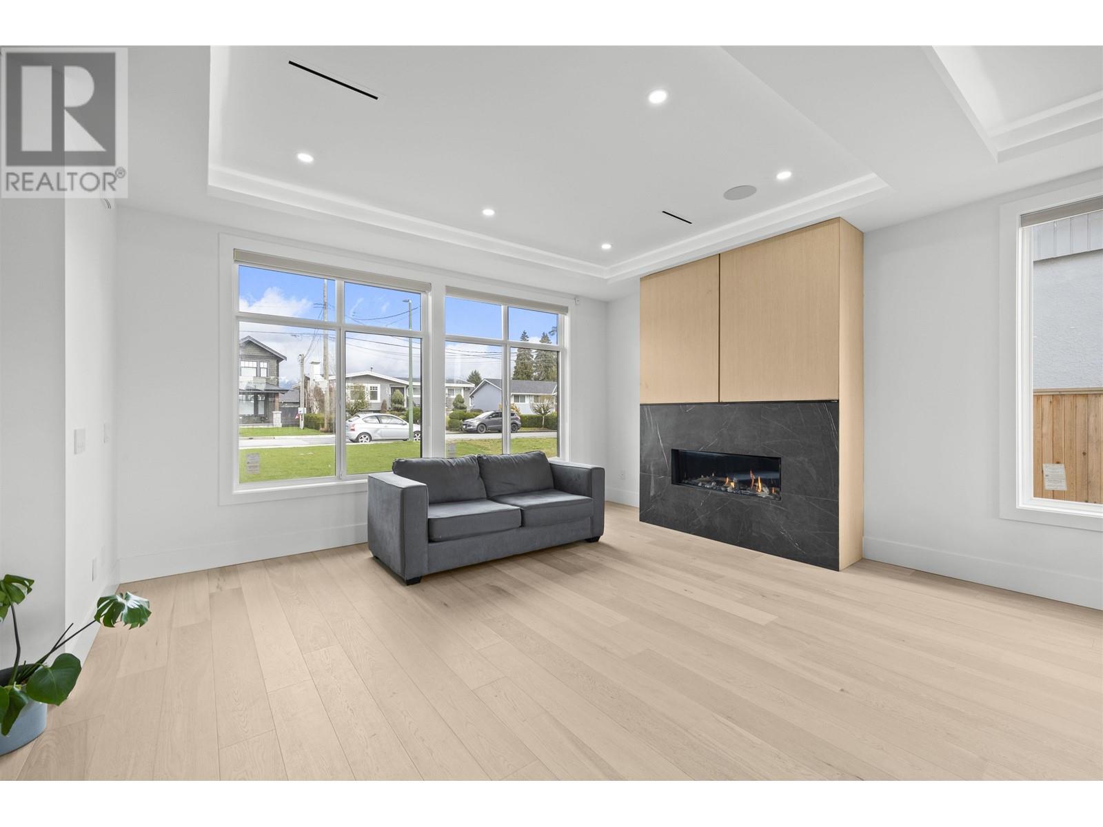 Property at 1054 SMITH AVENUE image 2