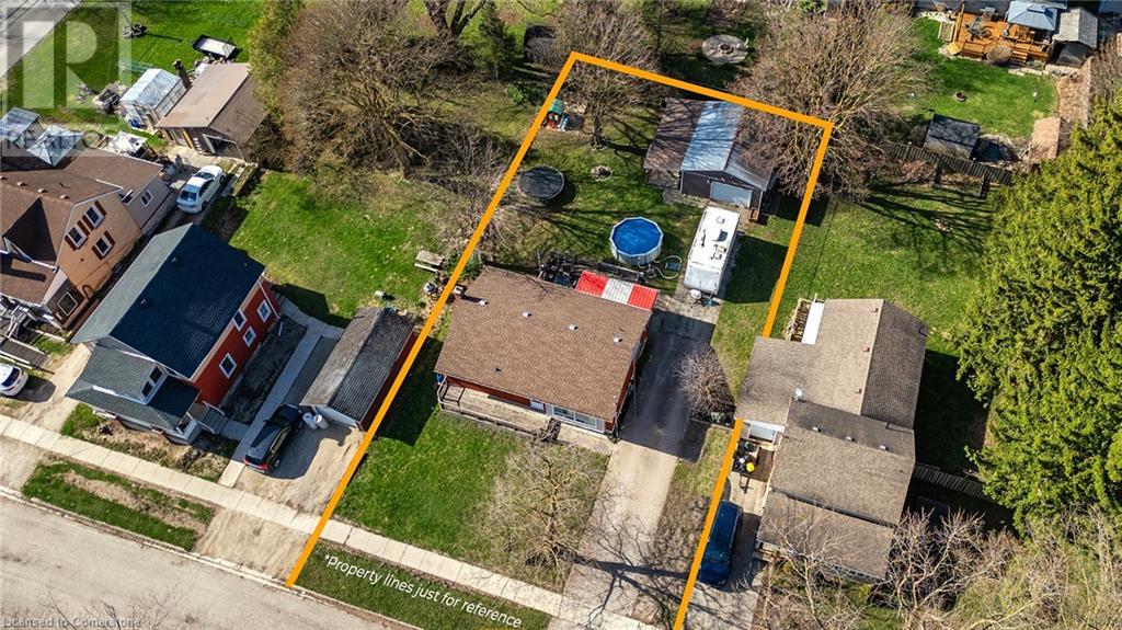 Property at 325 BOULTON Street image 3