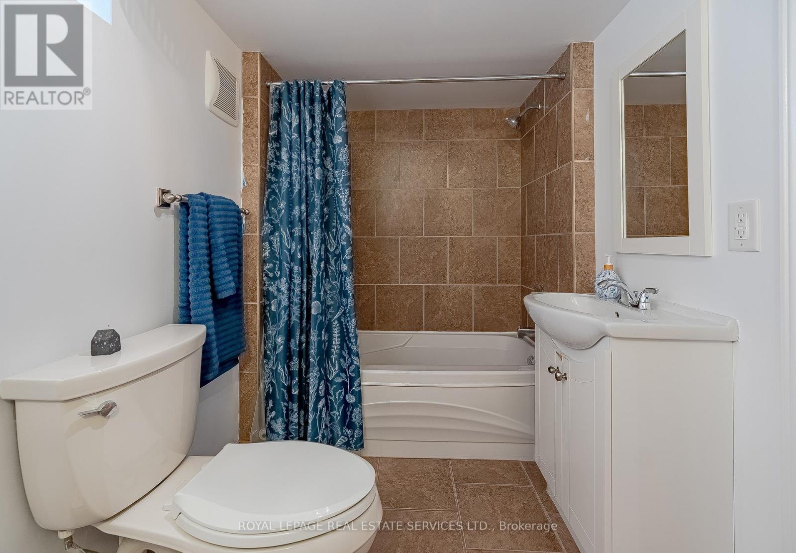 1128 Roselawn Avenue, Toronto (Briar Hill-Belgravia), Ontario  M6B 1C4 - Photo 25 - W12147596