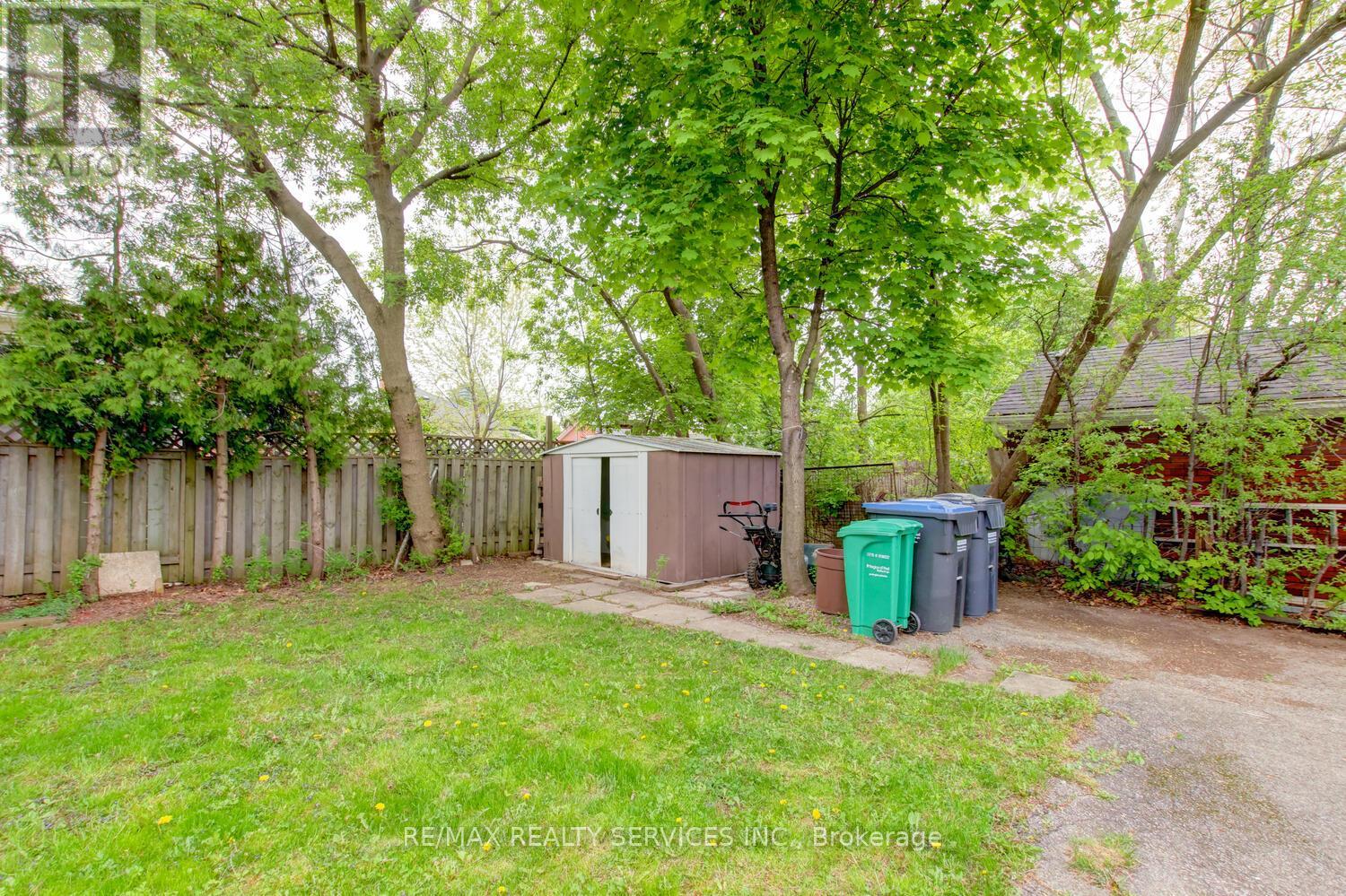 29 Woodward Avenue, Brampton, Ontario  L6V 1K2 - Photo 36 - W12147624