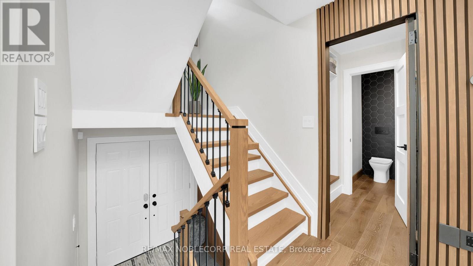 199 Ellwood Drive W, Caledon, Ontario  L7E 4W6 - Photo 6 - W12147661