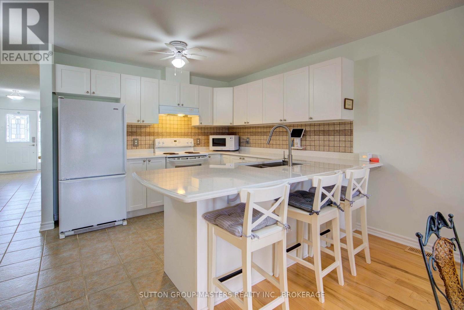114 Britannia Crescent, Loyalist, Ontario  K0H 1G0 - Photo 15 - X12147926