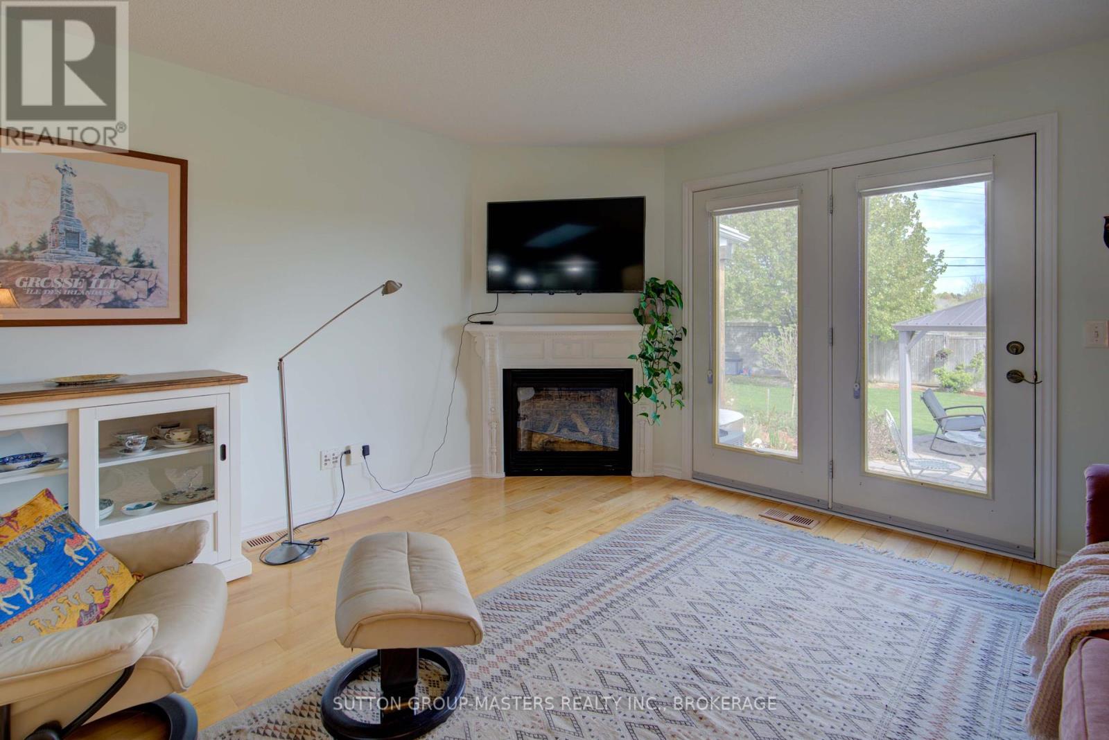 114 Britannia Crescent, Loyalist, Ontario  K0H 1G0 - Photo 4 - X12147926
