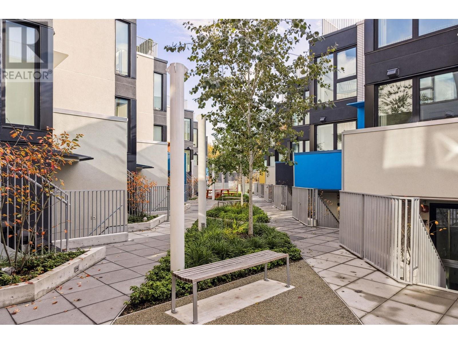 212 322 E 15th Avenue, Vancouver, British Columbia  V5T 0K5 - Photo 4 - R3002270