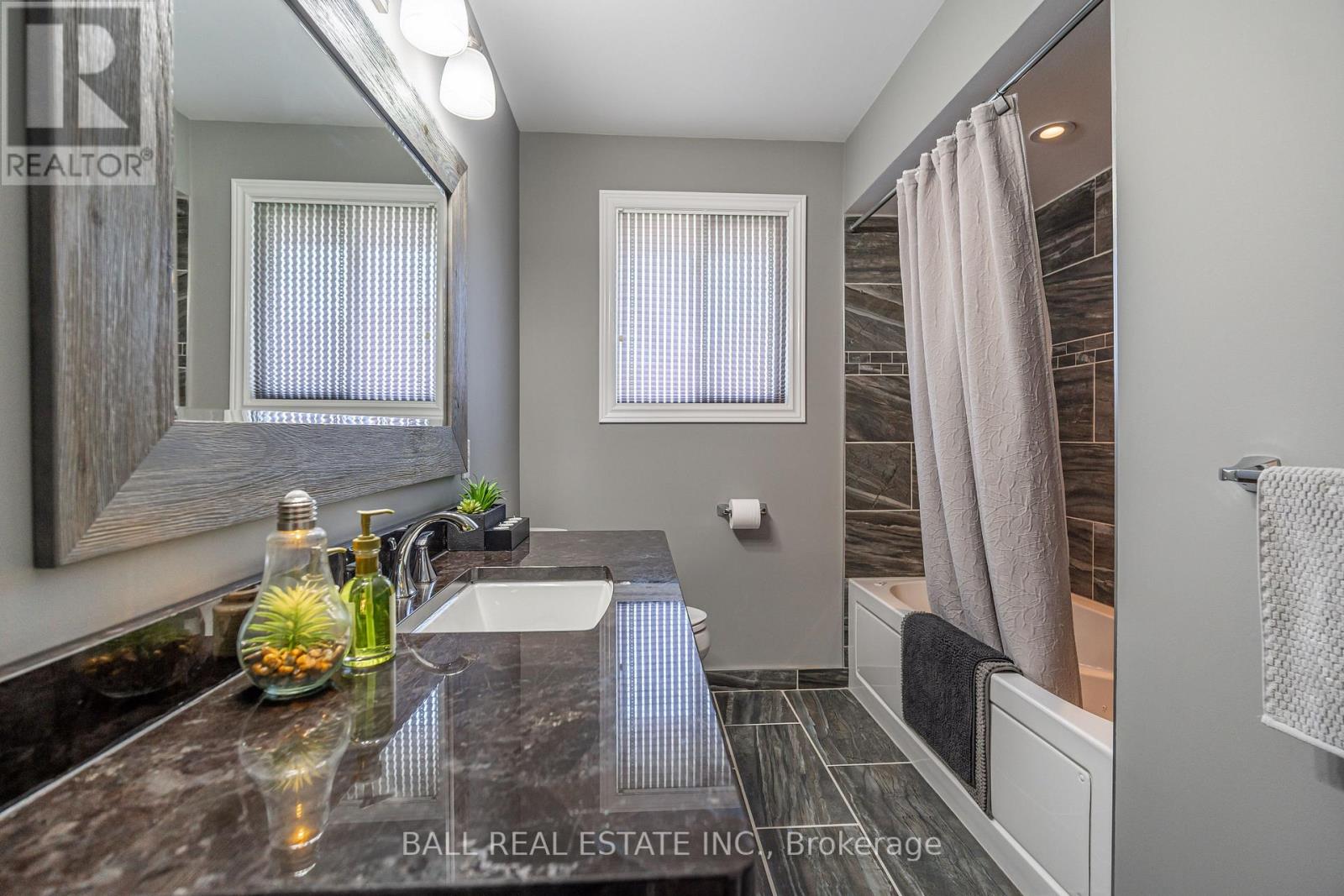 313 Woodward Avenue, Selwyn, Ontario  K9L 1K2 - Photo 16 - X12147912