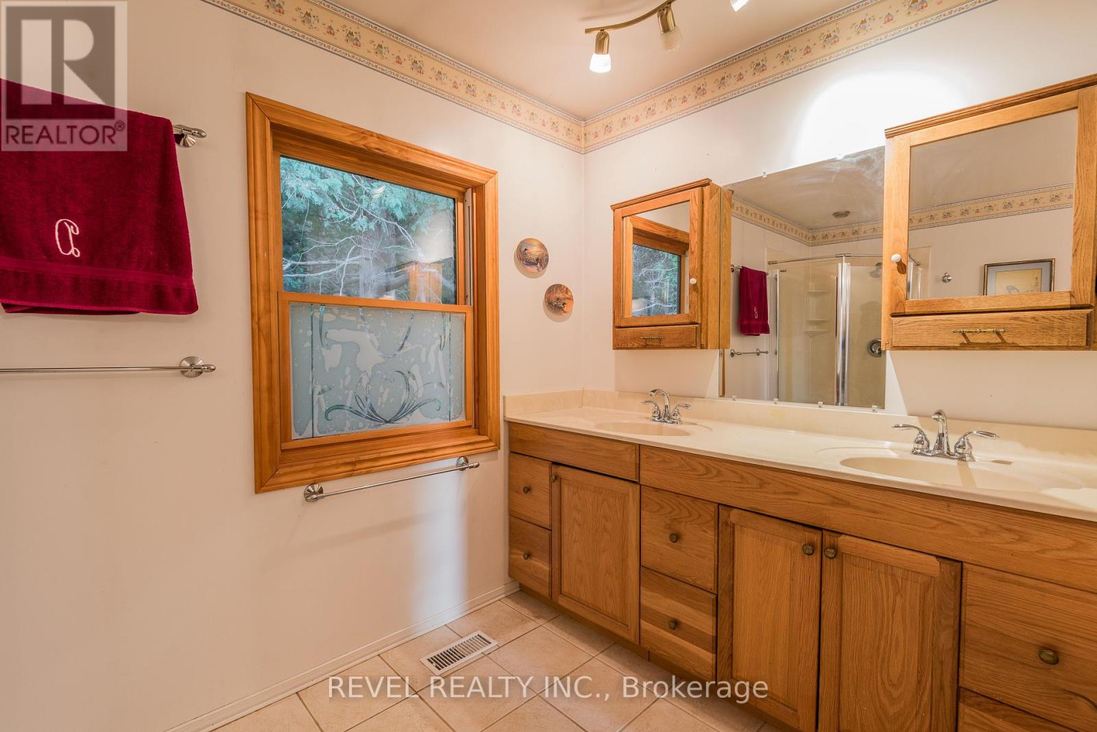 852 Birchview Road, Douro-Dummer, Ontario  K0L 2H0 - Photo 10 - X12147929