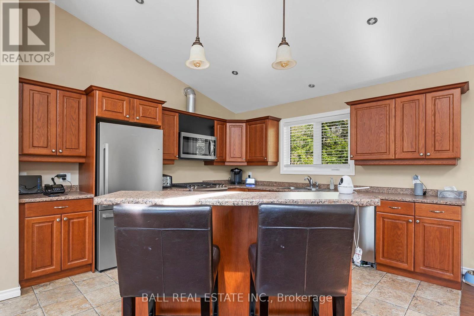 479 East Clear Bay Road, Trent Lakes, Ontario  K0M 2A0 - Photo 14 - X12147945