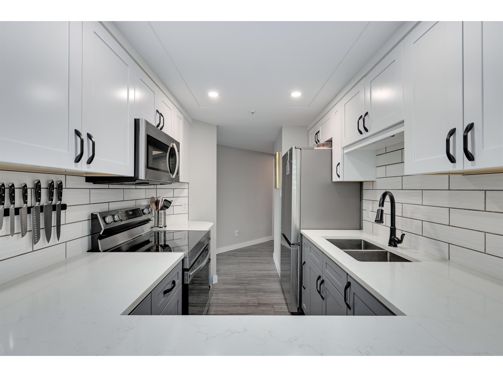 603 13383 108 Avenue, Surrey, British Columbia  V3T 5T6 - Photo 8 - R3002690