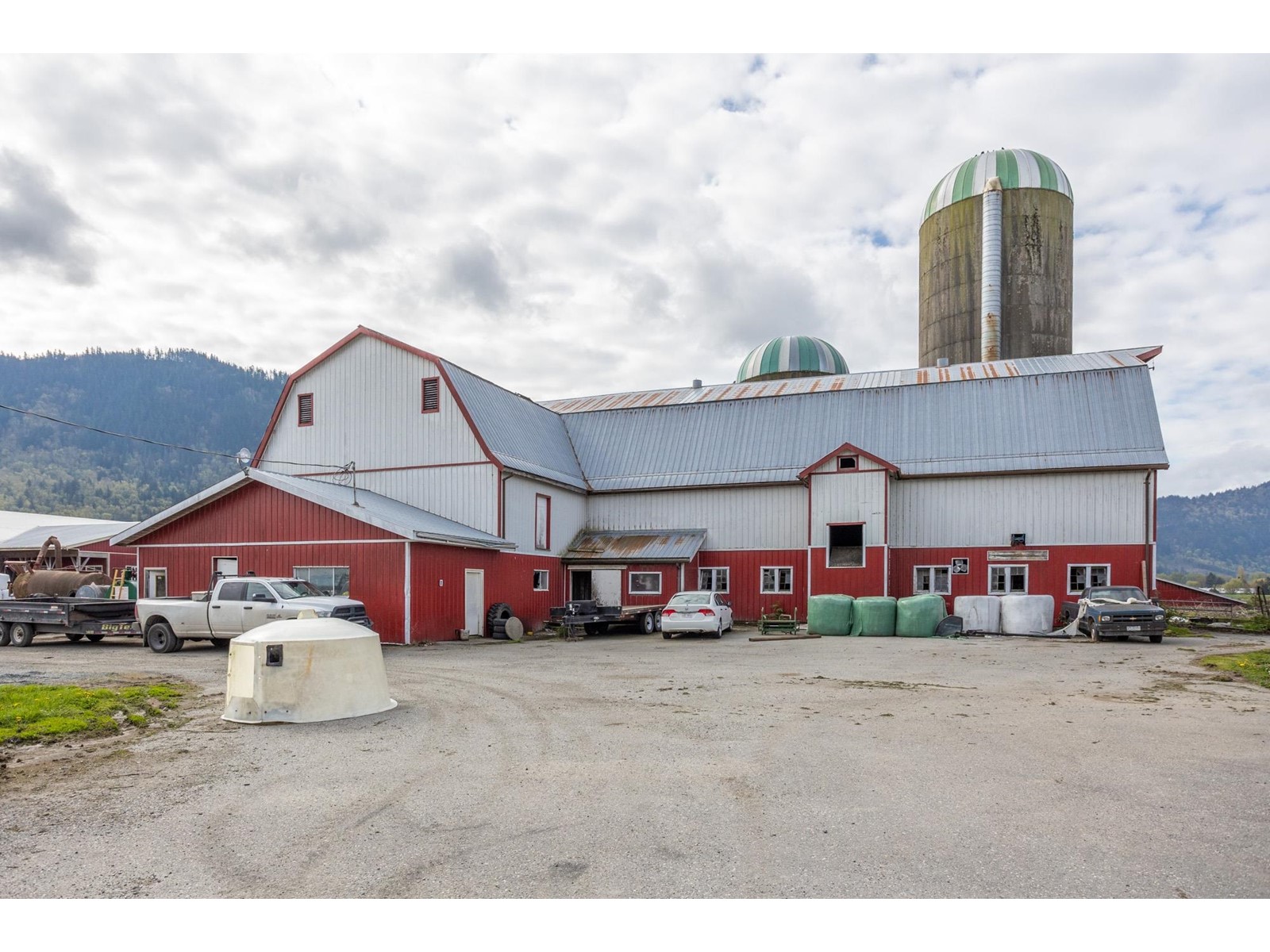 39464 Wells Line Road, Abbotsford, British Columbia  V3G 2A3 - Photo 5 - R2835095