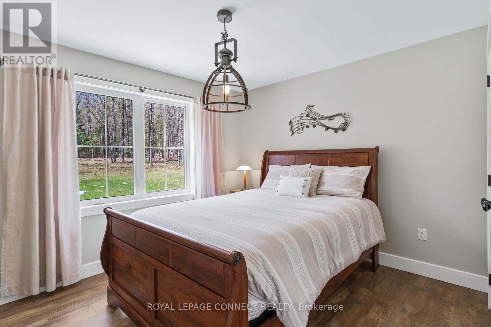 63 Bayshore Road, Dysart Et Al, Ontario  K0M 1S0 - Photo 36 - X12147610