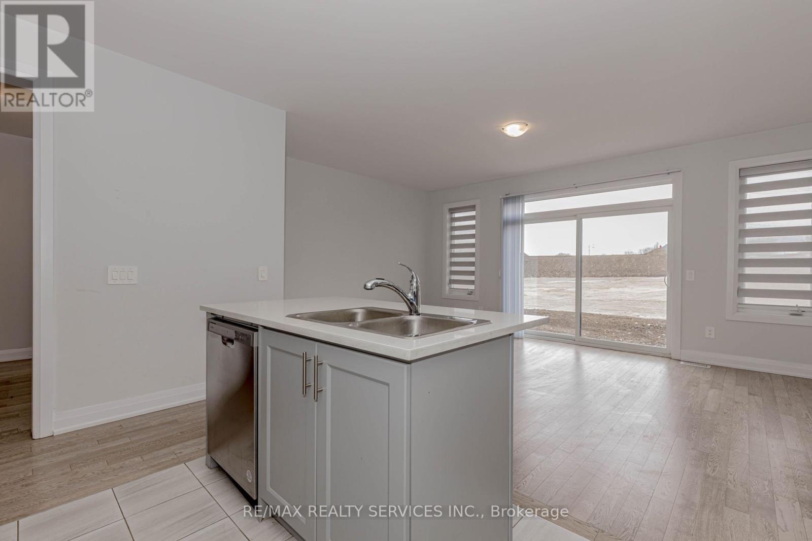 141 St Joseph Road, Kawartha Lakes, Ontario  K9V 0R8 - Photo 22 - X12147675