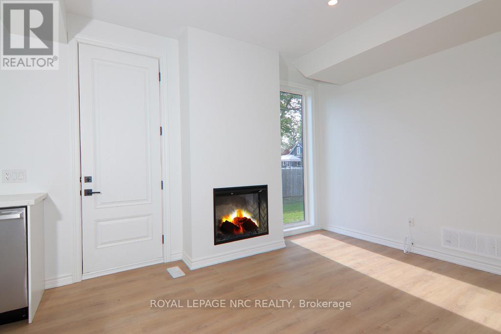 203 Park Street, Fort Erie (Ridgeway), Ontario  L0S 1N0 - Photo 27 - X12147886
