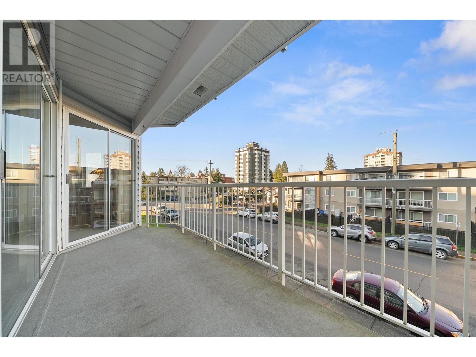 202 22222 119 Avenue, Maple Ridge, British Columbia  V2X 2Y9 - Photo 11 - R3002675