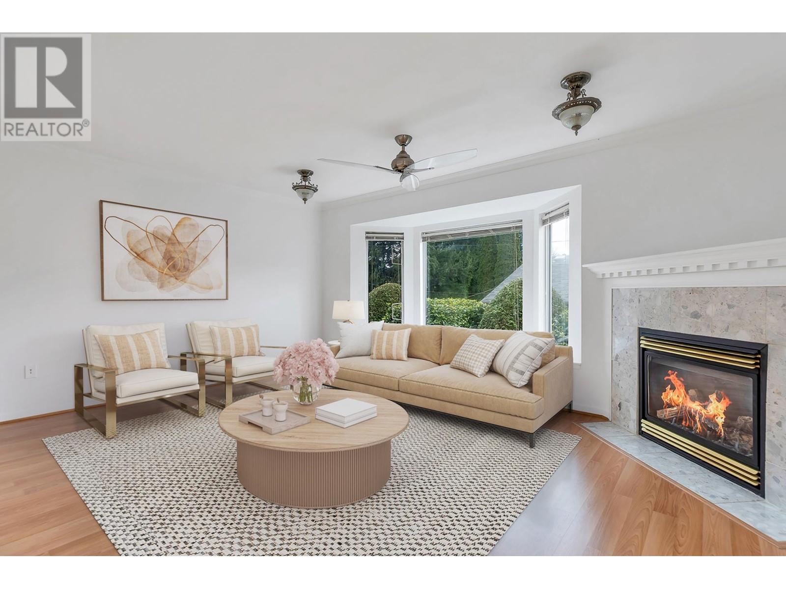 212 3770 Manor Street, Burnaby, British Columbia  V5G 4T5 - Photo 1 - R3002685