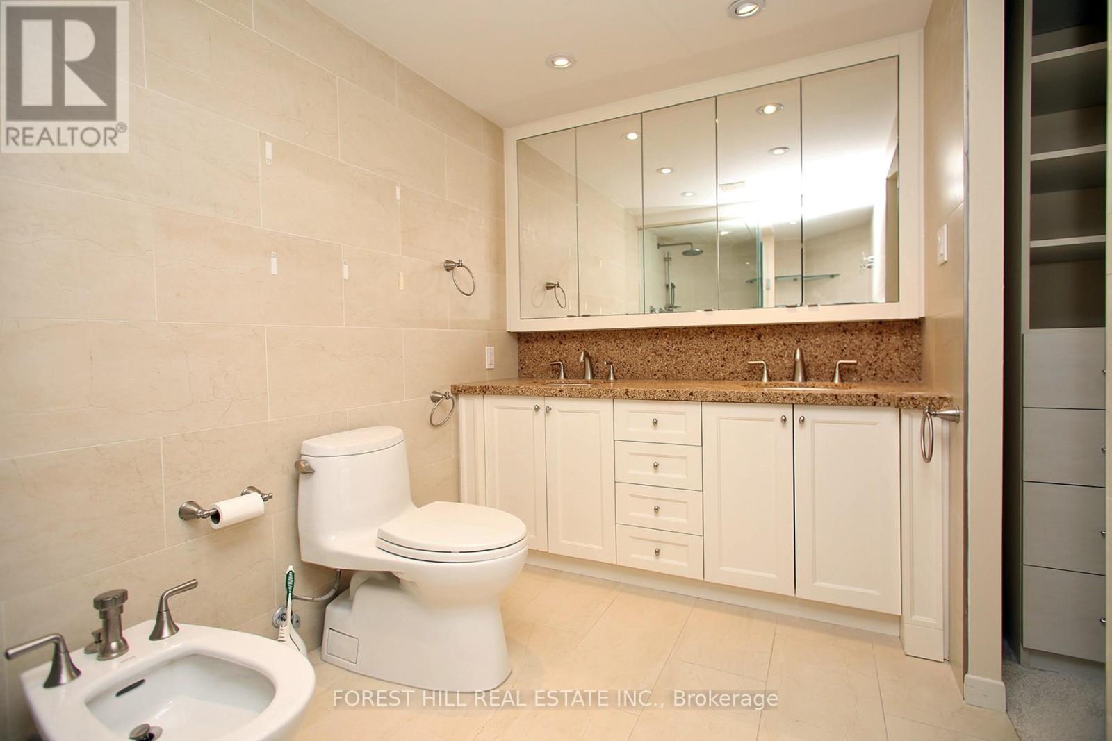 1601 - 240 Heath Street W, Toronto, Ontario  M5P 3L5 - Photo 19 - C12147728