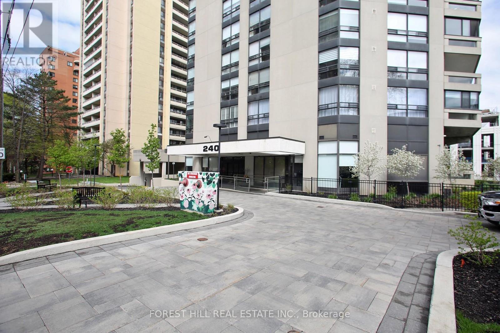 Property at 1601 - 240 HEATH STREET W image 3