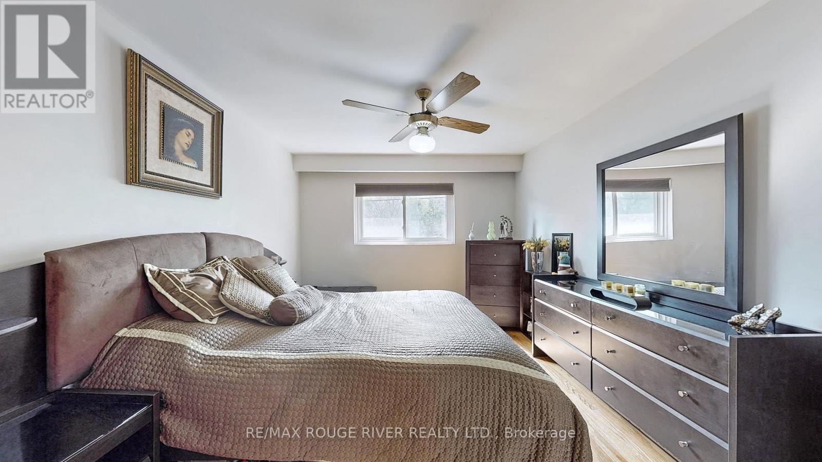 112 Billington Crescent, Toronto, Ontario  M3A 2G6 - Photo 16 - C12147797