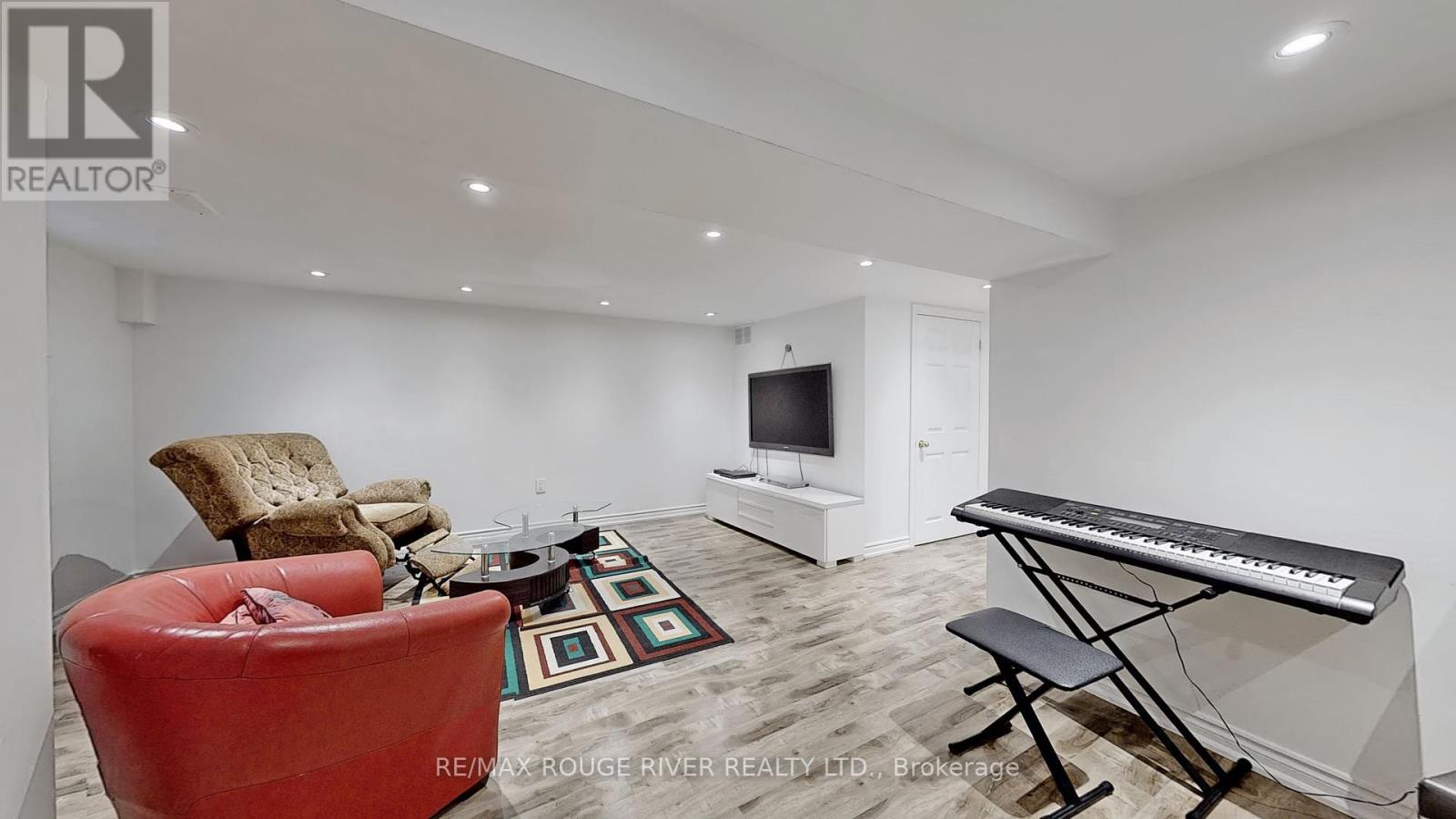 112 Billington Crescent, Toronto, Ontario  M3A 2G6 - Photo 32 - C12147797