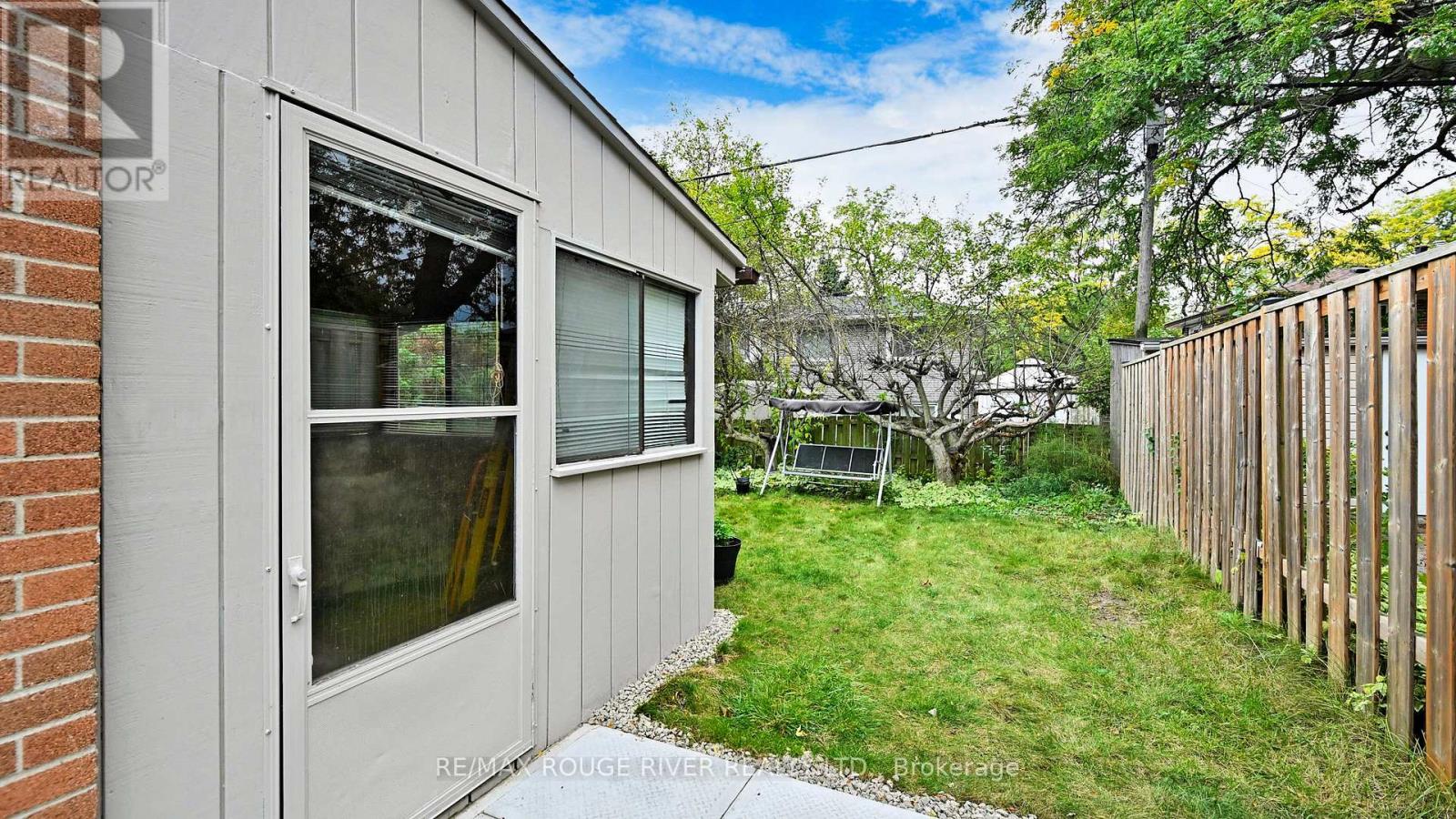 112 Billington Crescent, Toronto, Ontario  M3A 2G6 - Photo 38 - C12147797