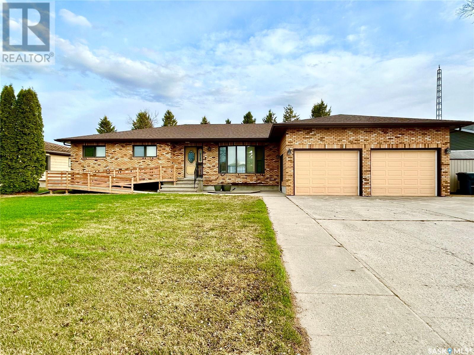 537 Fir Crescent, Carrot River, Saskatchewan  S0E 0L0 - Photo 1 - SK002939
