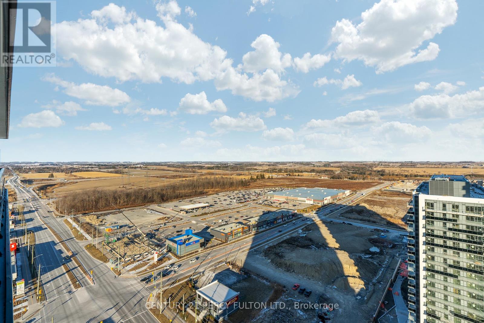 Property at 2509 - 2550 SIMCOE STREET N image 4