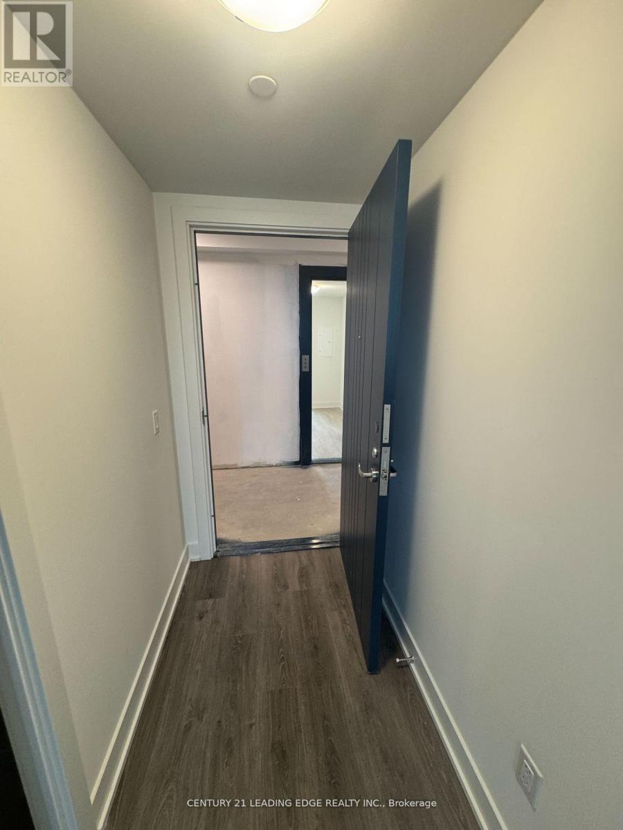 Property at 403 - 2545 SIMCOE STREET N image 3