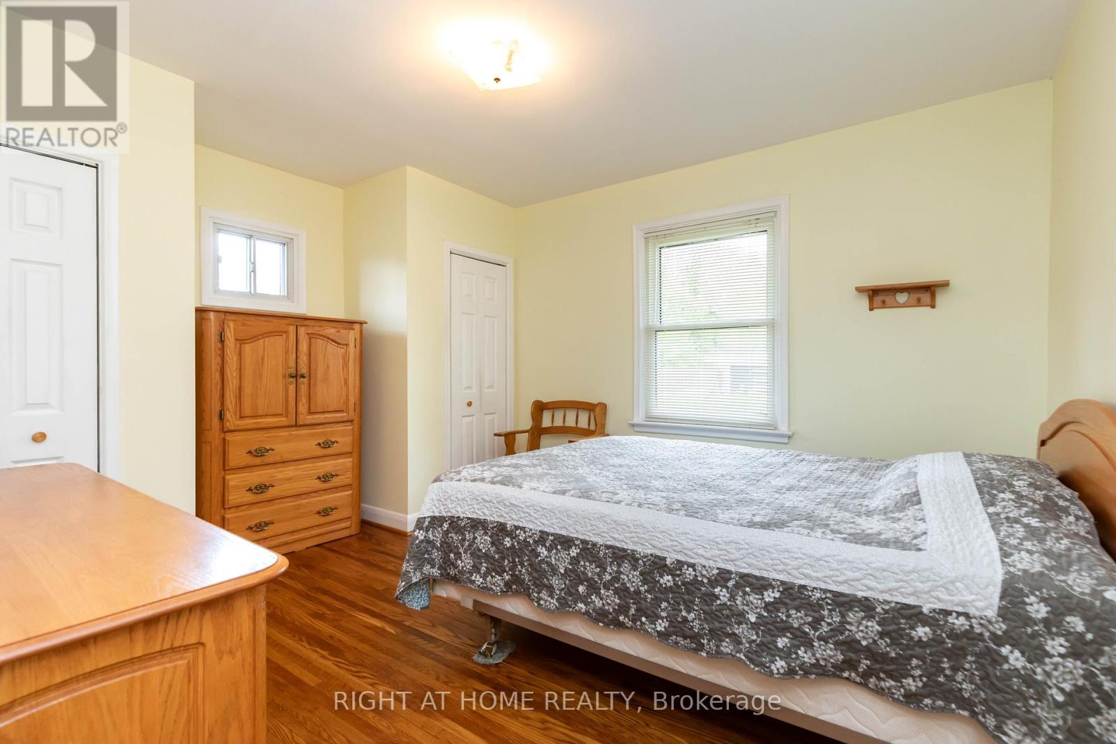 22 Flintridge Road, Toronto, Ontario  M1P 1C1 - Photo 18 - E12147796