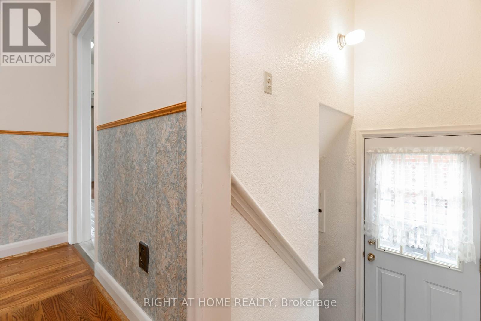 22 Flintridge Road, Toronto, Ontario  M1P 1C1 - Photo 23 - E12147796