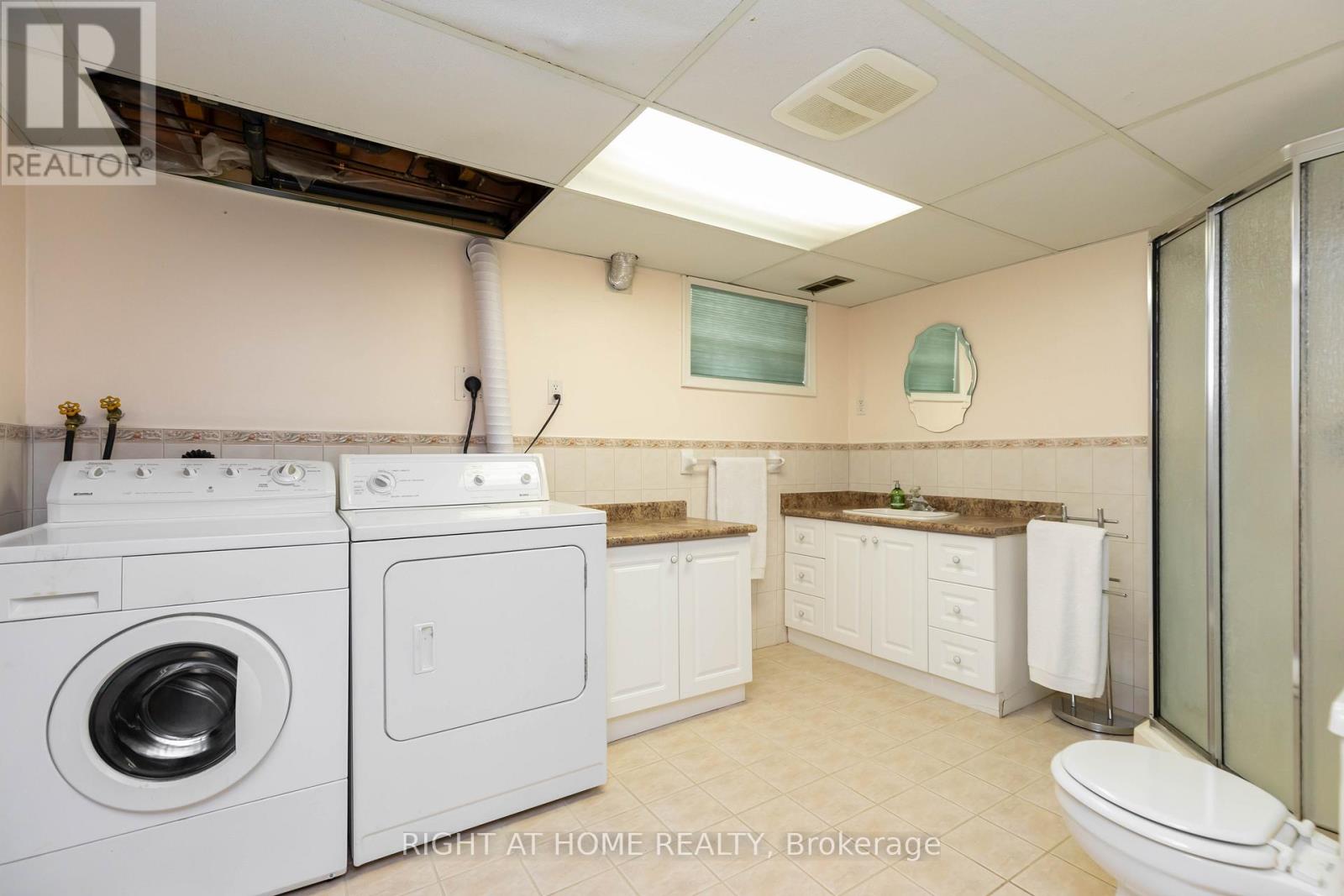 22 Flintridge Road, Toronto, Ontario  M1P 1C1 - Photo 28 - E12147796