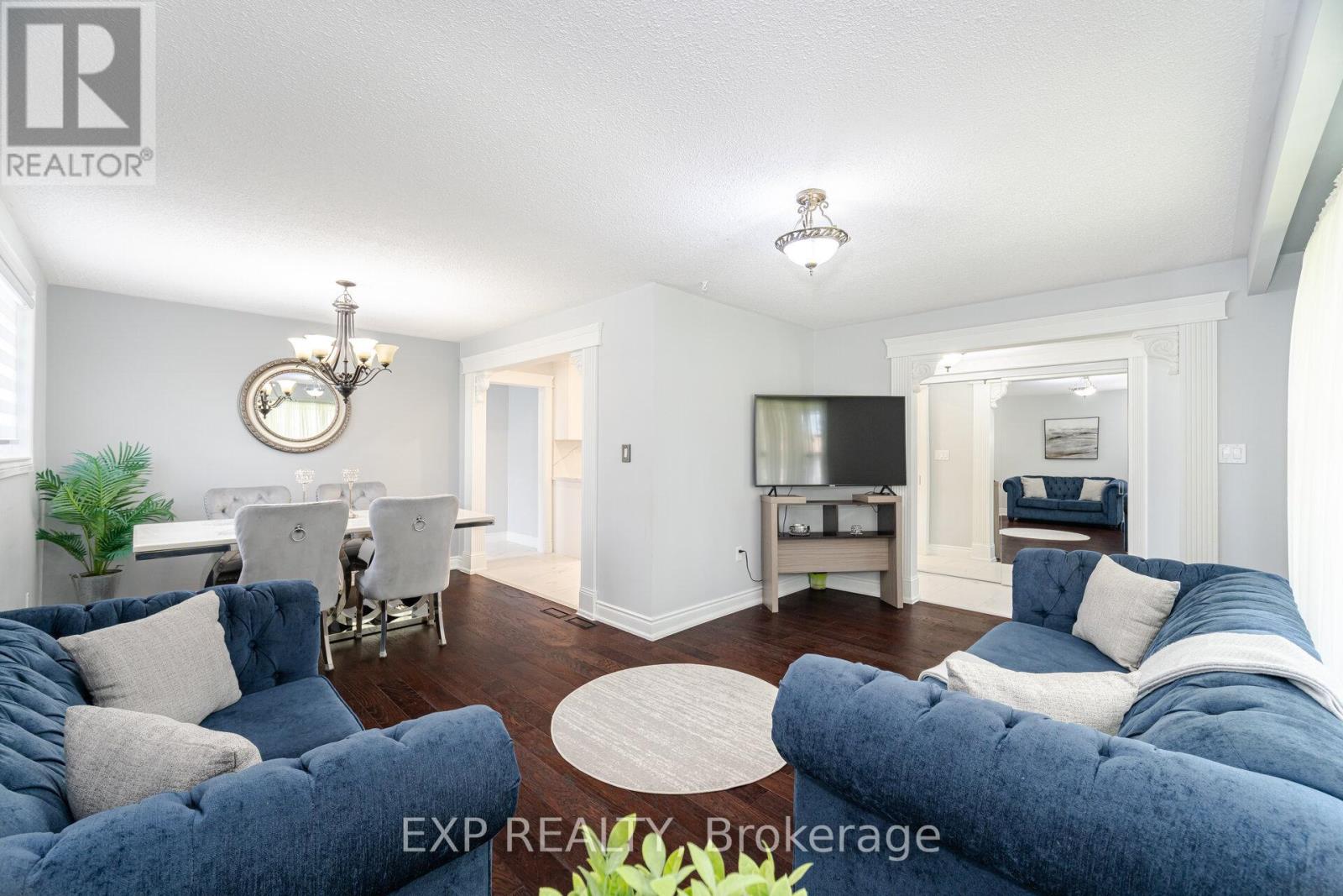 767 Tatra Drive, Oshawa, Ontario  L1J 6S5 - Photo 1 - E12147841