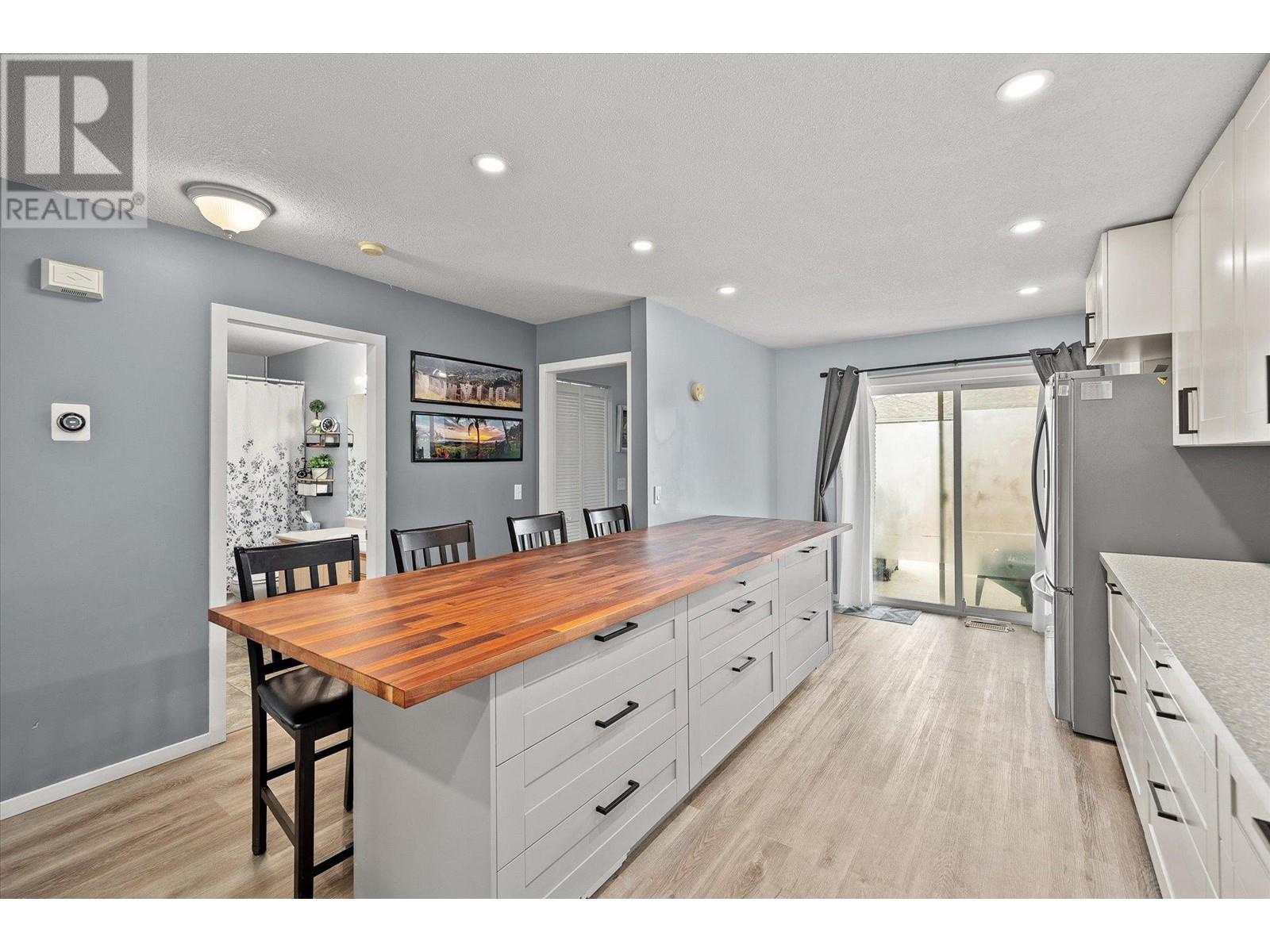 545 Clayton Crescent, Kelowna, British Columbia  V1X 7P4 - Photo 12 - 10347248