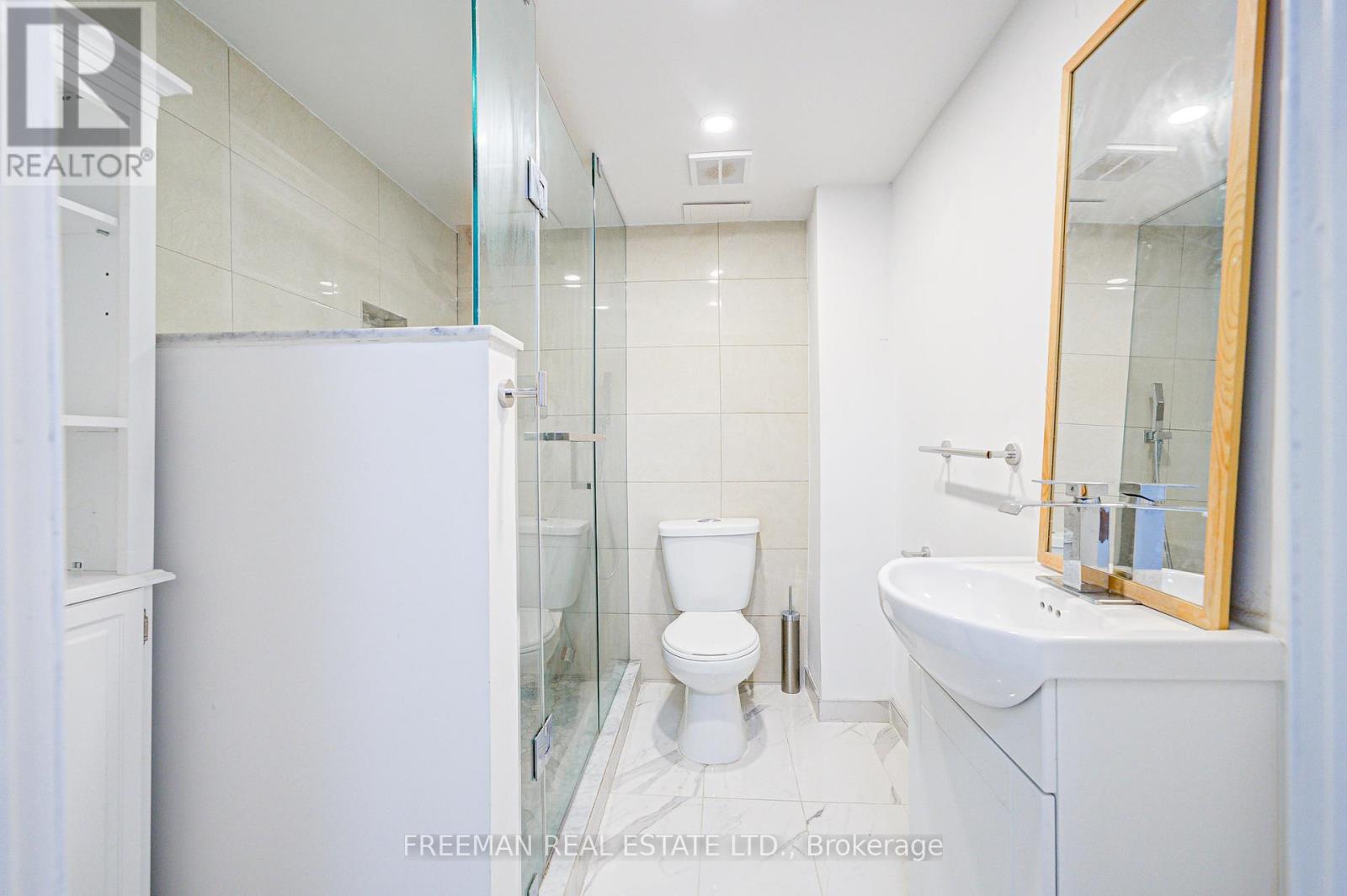 Room 2 - 16 Carey Crescent, Markham, Ontario  L3R 3E5 - Photo 5 - N12147748