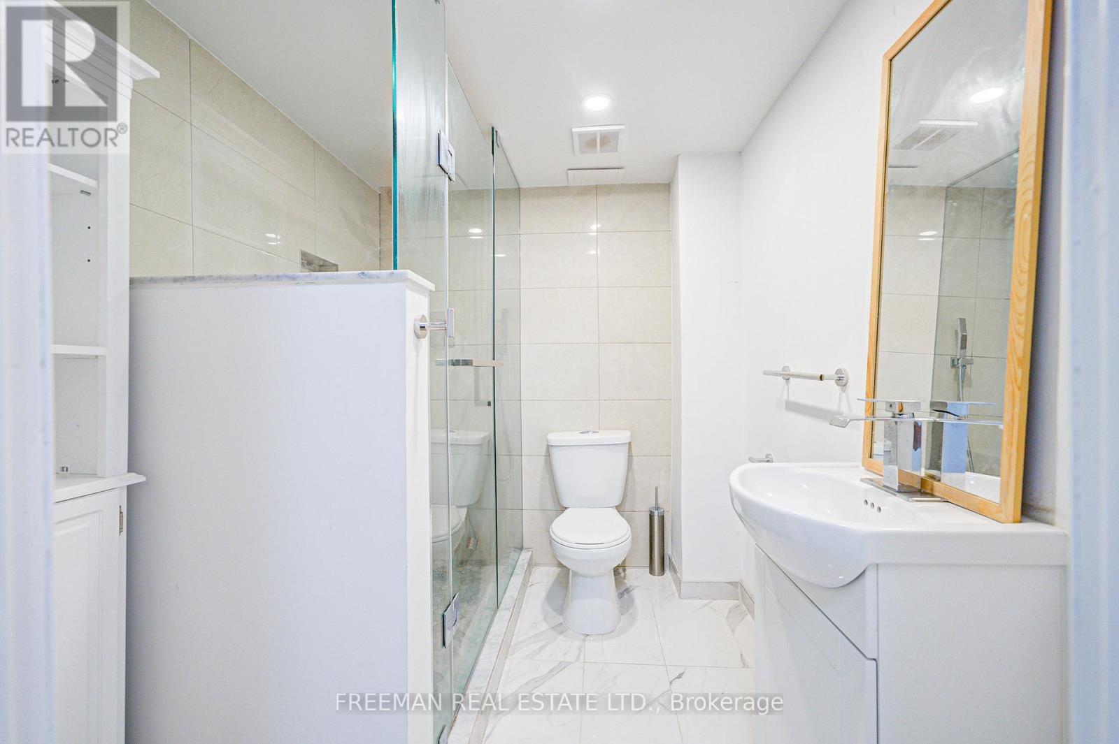 Room 3 - 16 Carey Crescent, Markham, Ontario  L3R 3E5 - Photo 7 - N12147752