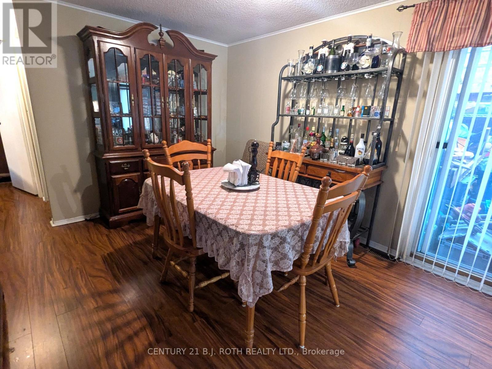 66 Linden Lane, Innisfil, Ontario  L9S 1P2 - Photo 20 - N12147773