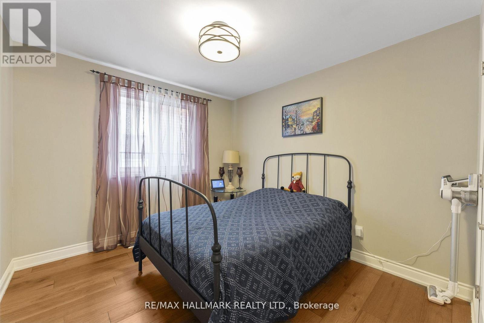 57 William Roe Boulevard, Newmarket, Ontario  L3Y 5E9 - Photo 12 - N12147830