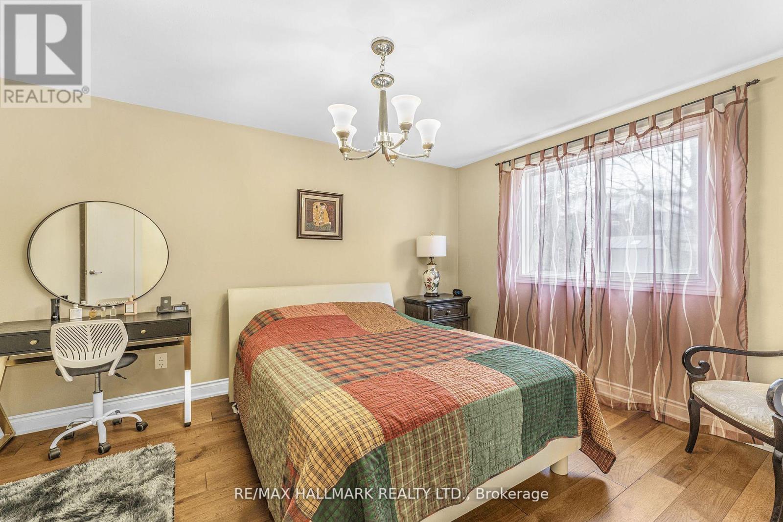 57 William Roe Boulevard, Newmarket, Ontario  L3Y 5E9 - Photo 16 - N12147830