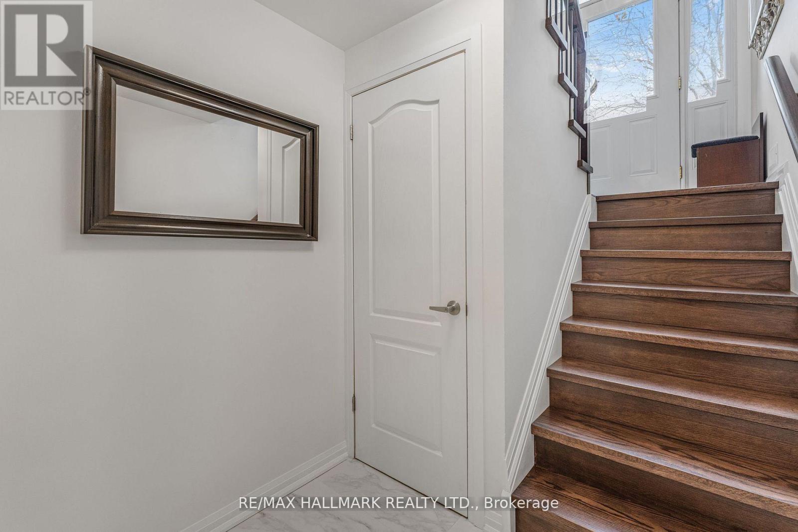 57 William Roe Boulevard, Newmarket, Ontario  L3Y 5E9 - Photo 21 - N12147830
