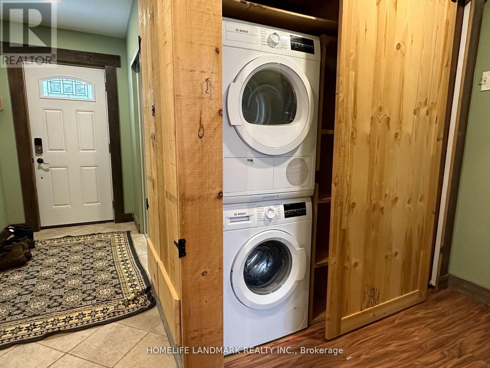9765 Morning Glory Road, Georgina, Ontario  L0E 1N0 - Photo 10 - N12147833