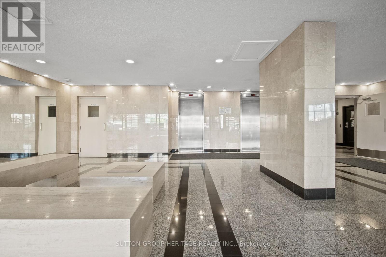 706 - 1 Royal Orchard Boulevard, Markham, Ontario  L3T 3C2 - Photo 28 - N12147837